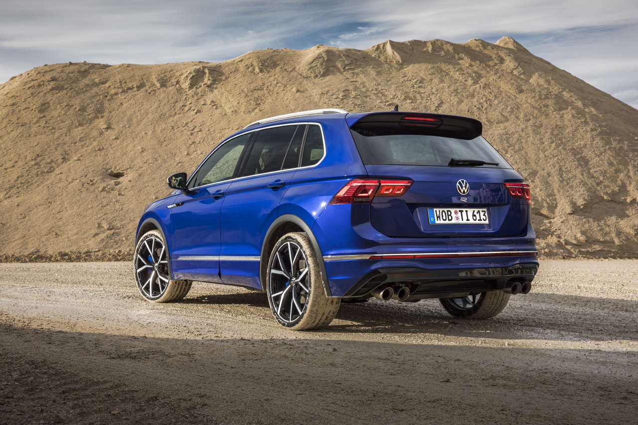 Photo 15 Tiguan R 2021 vue 3/4 arriere Essai Volkswagen Tiguan R