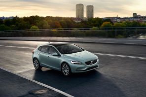 volvo V40 signature edition
