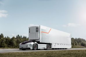 Volvo Vera Concept poids lourd électrique autonome vue avant avec remorque