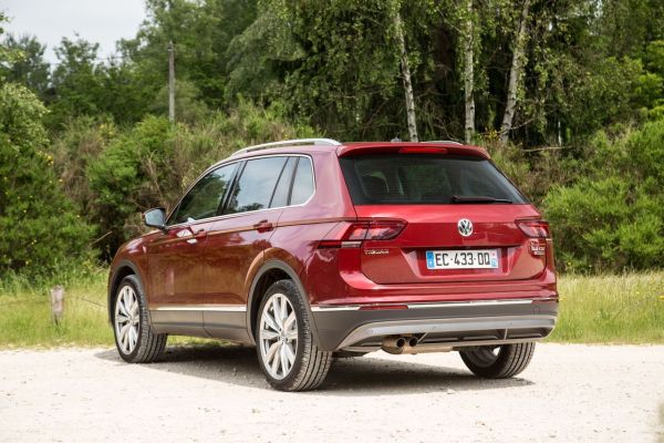 Essai comparatif : le VW Tiguan TDI 190 défie le BMW X1 xDrive 20d - Photo #16 - L'argus