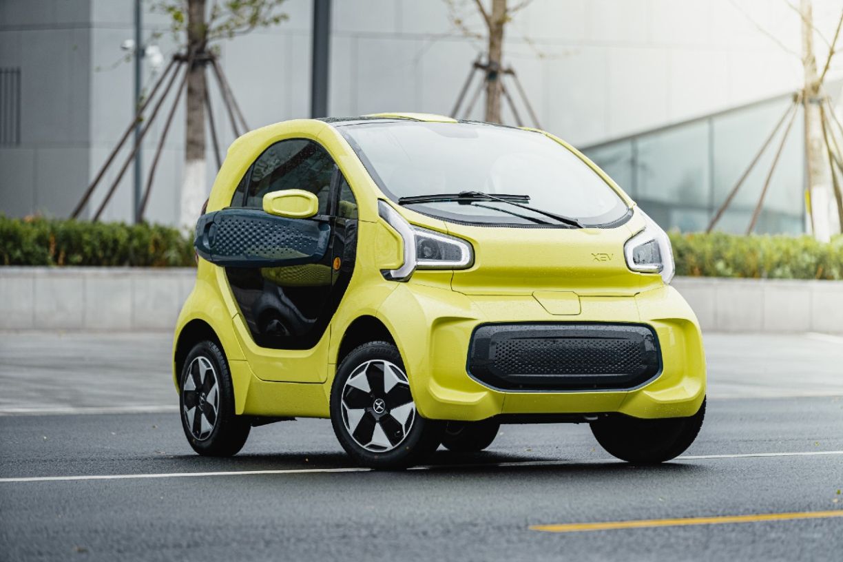 XEV Yoyo (2022). La voiturette électrique à batteries interchangeables