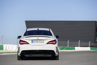 Fiche Technique Mercedes Benz Cla I C117 0 D Sensation 7g Dct L Argus Fr