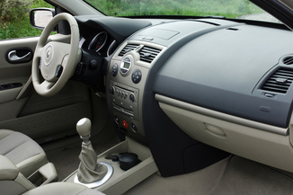 Fiche Technique Renault Megane Ii B84 1 4 16v 100ch L Argus Fr