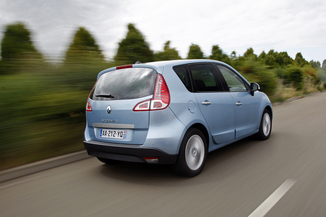 Fiche Technique Renault Scenic Iii J95 1 5 Dci 105ch Dynamique L