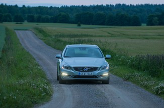 Volvo V60 T3 152ch Business (09-2017)