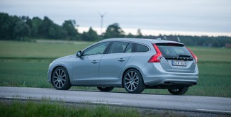 Volvo V60 T3 152ch Business (09-2017)