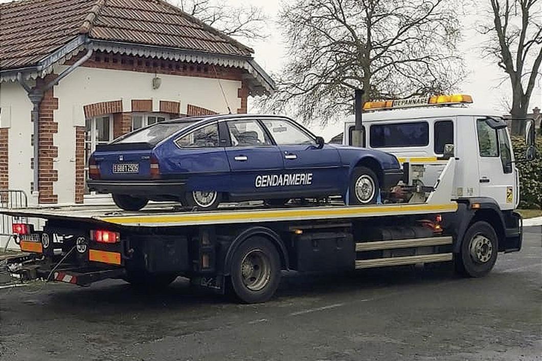 Renault 21 Turbo, Citroën CX 25 GTI, Clio… les nouveautés du musée de la Gendarmerie