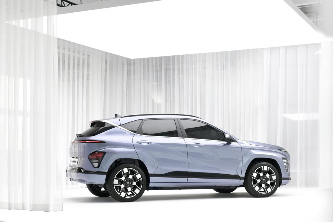 Hyundai Kona (2023). Notre avis à bord du nouveau SUV urbain [vidéo]
