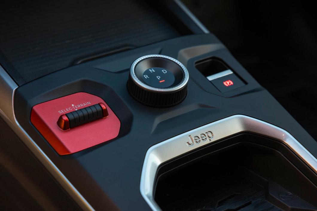 جيب كومباس 2026