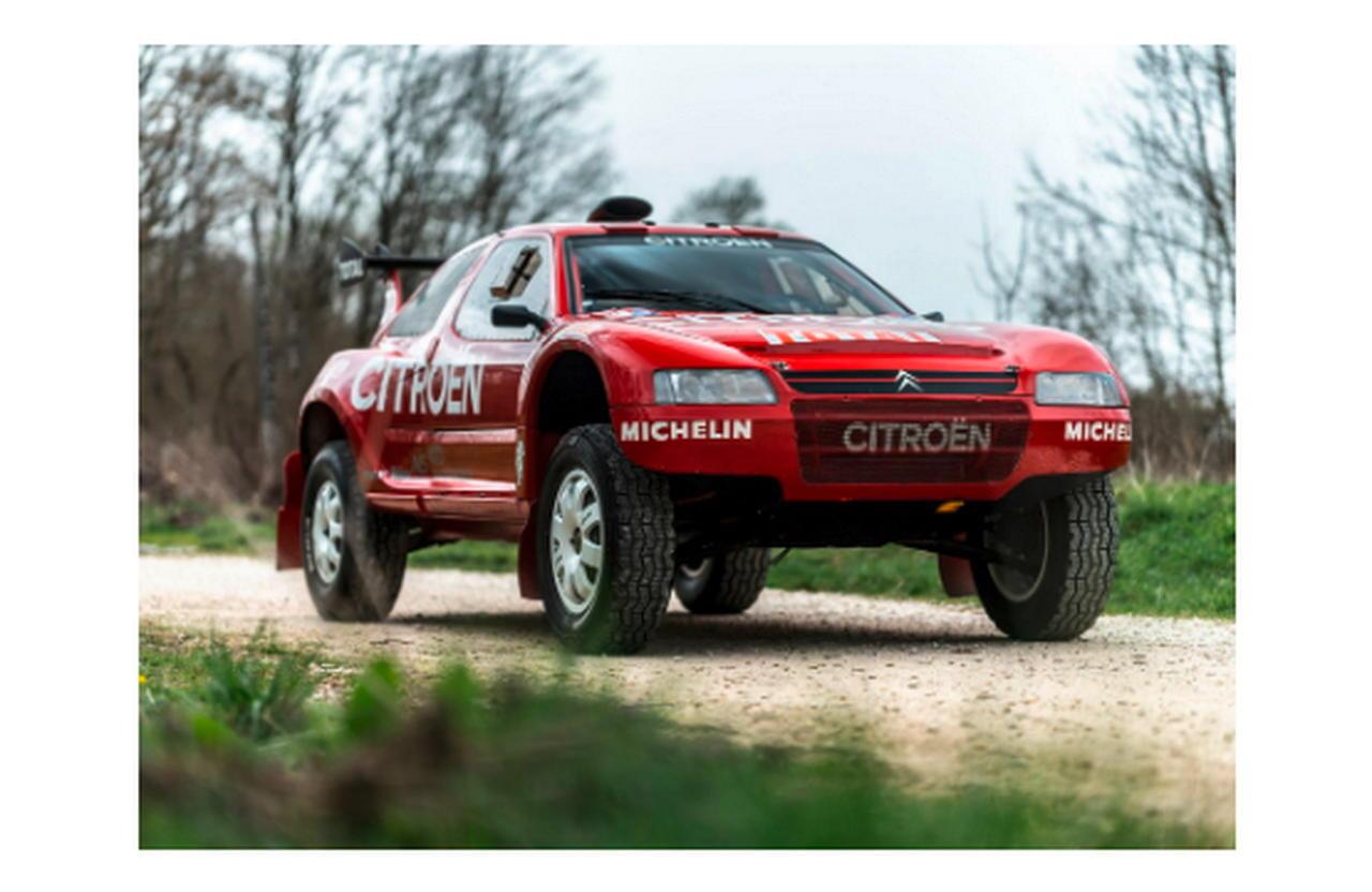 Photo 5 La maison Aguttes propose à la vente un des 29 exemplaires de