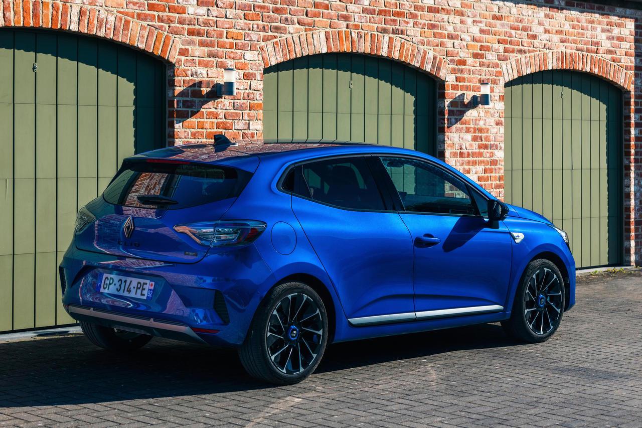 Photo 6 Prix, fiche technique avis et essai Renault Clio hybride 2023