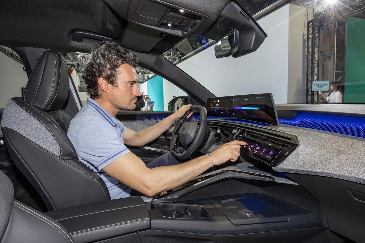 Peugeot 3008 Panoramic iCockpit. Quelles différences entre les finitions Allure et GT
