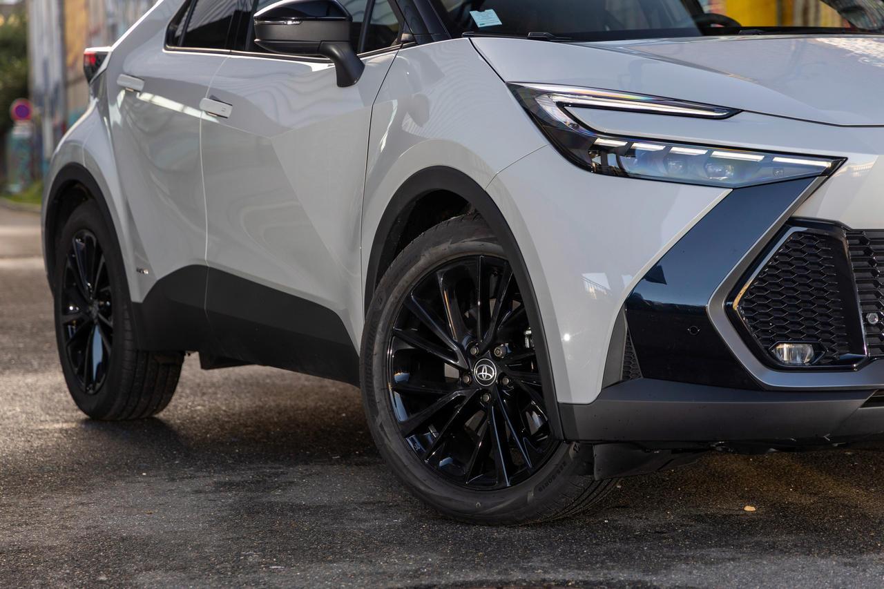 Toyota'S Secret Weapon: 2024 C Hr Gr Sport Deep Dive - 08alr1u