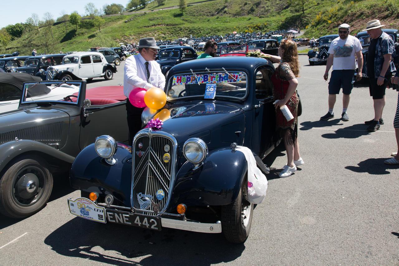 Photo 33 - Citroën 7C coupé Slough - 90 ans de Citroën Traction ...