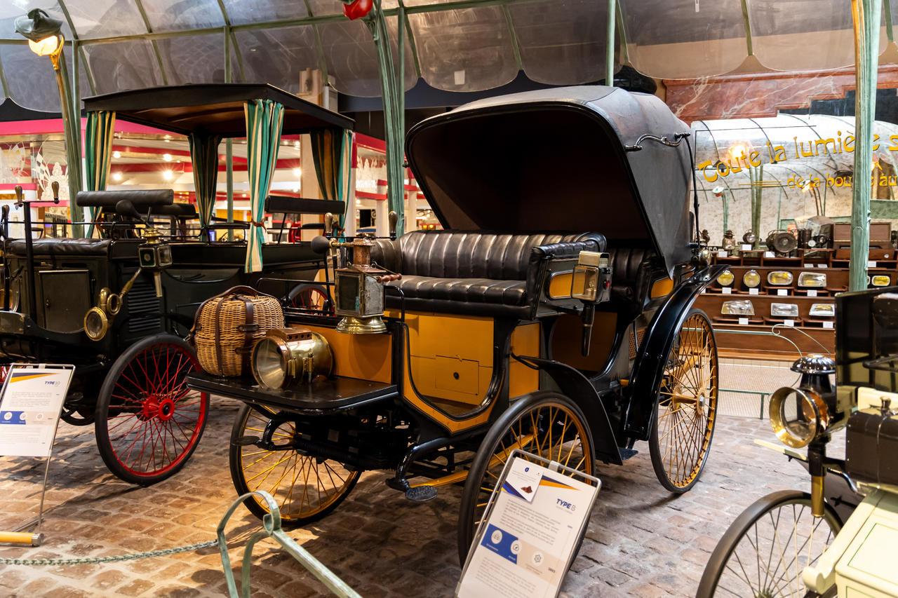 Photo 2 L'exposition s'ouvre avec une explication sur les noms de