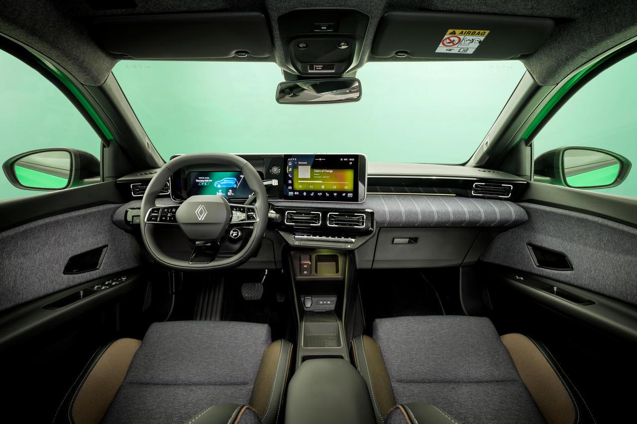 Photo 6 interieur R5 2024 Nouvelle Renault 5 Electrique voici notre essai en vidéo