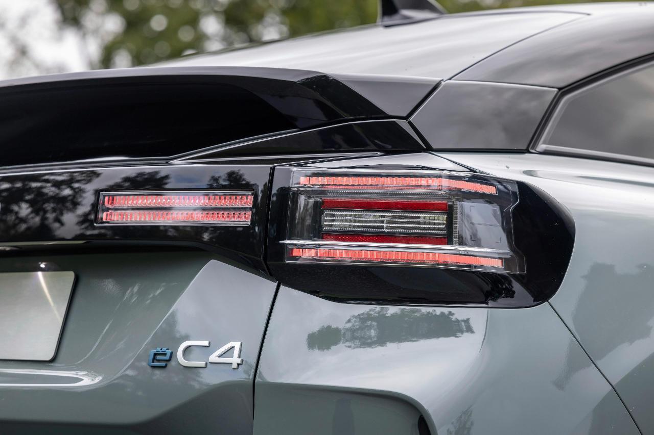 Citroën C4 et C4 X (2024). Bienvenue à bord des berlines restylées