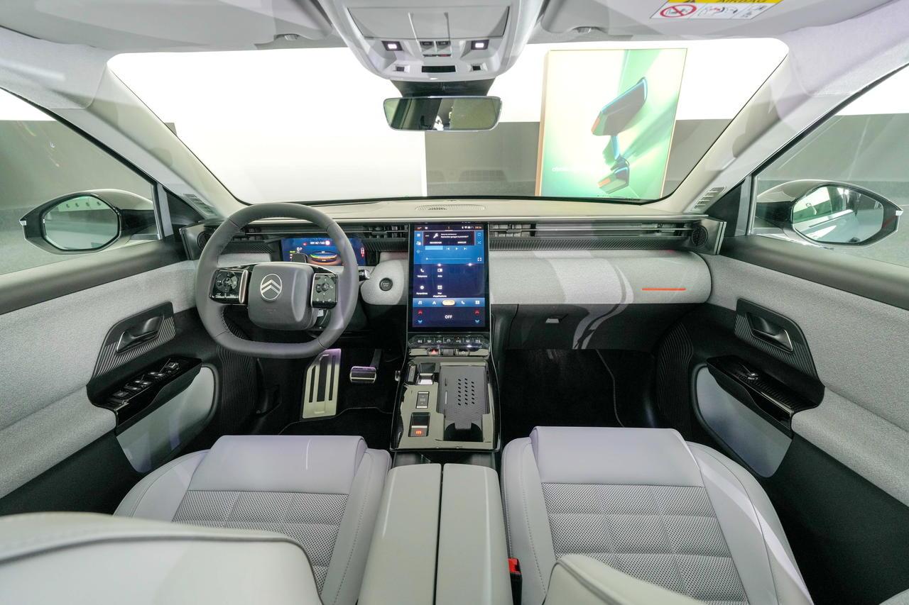 Dyktando Duże I Małe Litery Klasa 4 Photo 15 - L'habitacle du nouveau C5 Aircross. - Nouveau Citroën C5