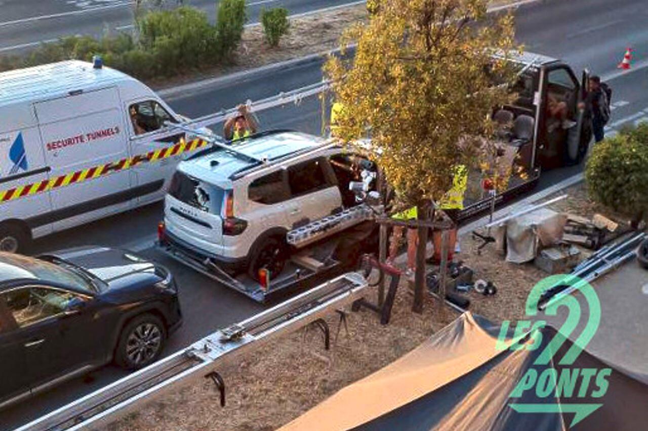 El coche fue descubierto durante el rodaje de su película promocional.