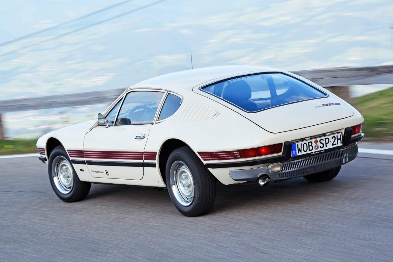 El SP2 era un vehículo con motor trasero y tracción trasera.