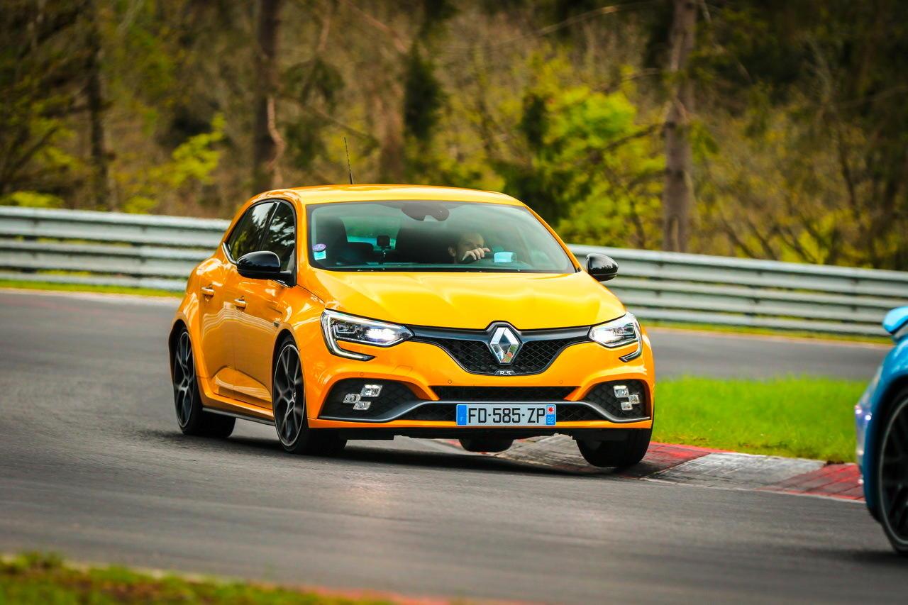Renault Mégane E-Tech restylée (2026). Bientôt un look plus RS et