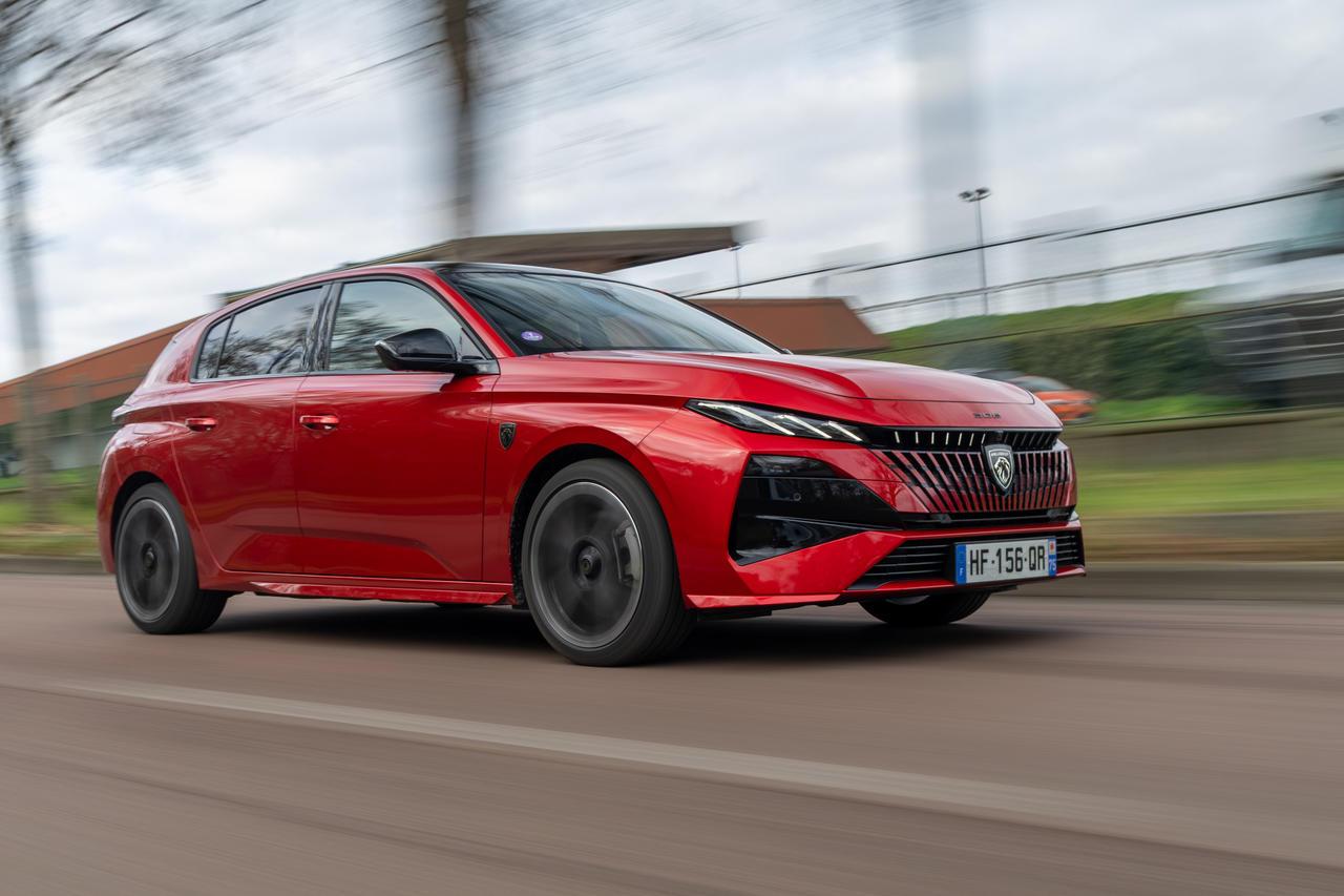 Precio, consumo real, autonomía eléctrica, cualidades, defectos: esta es nuestra opinión sobre el nuevo Peugeot 308 híbrido enchufable.