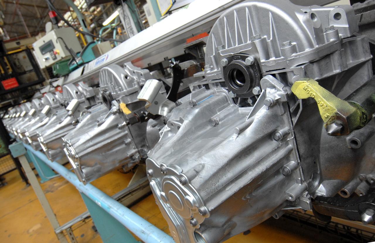 Photo 2 usone PSA de Metz fabrication boîte eDCT Punch Powertrain