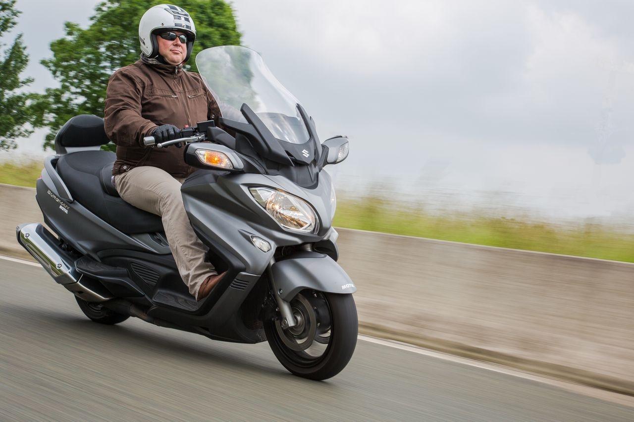 Essai du maxiscooter Suzuki Burgman 650