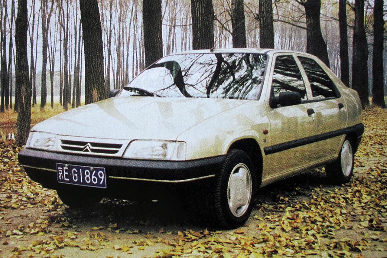 Photo 11 - Citroën Fukang Chine - Citroën ZX (1991-1998). Retour