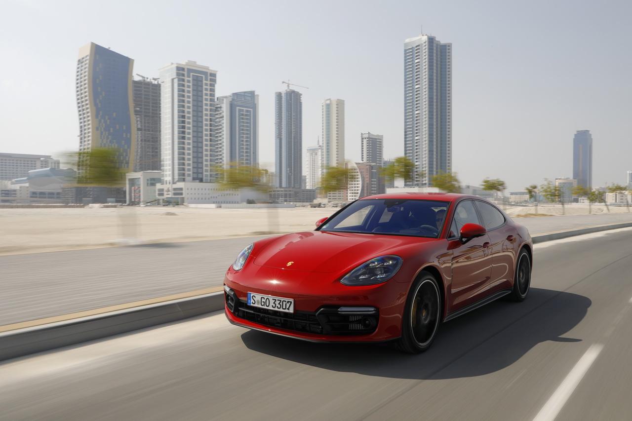 Fiche technique Porsche Panamera GTS