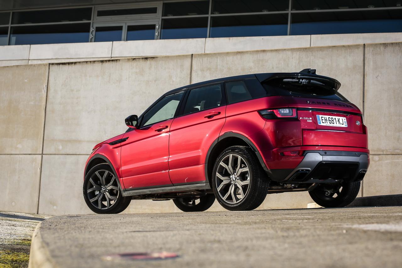 Photo 26 - Land Rover Range Rover Evoque vue arrière rouge - Le nouveau ...