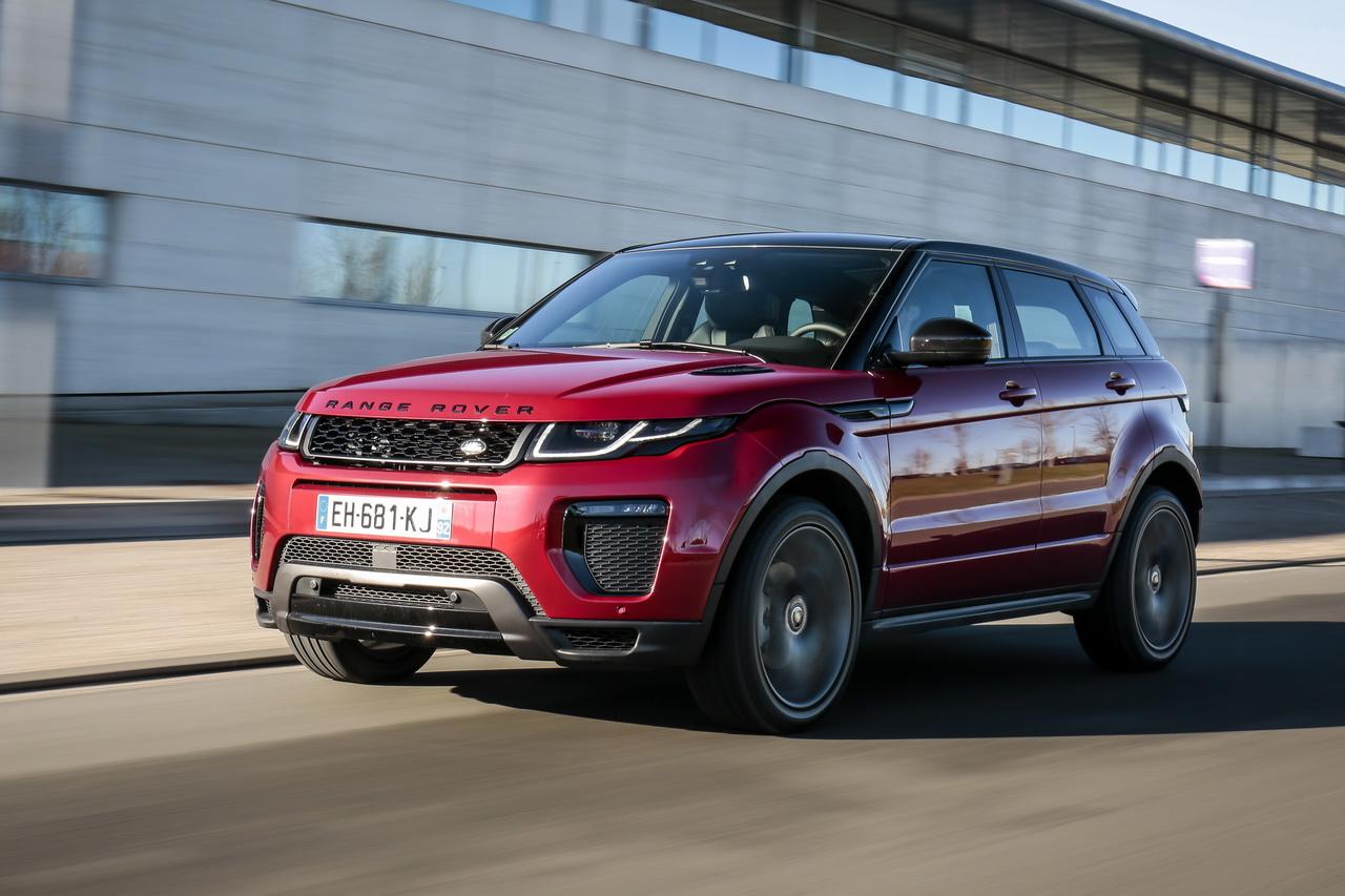 Photo 73 - Range Rover Evoque 2017 HSE Dynamic rouge avant gauche en ...