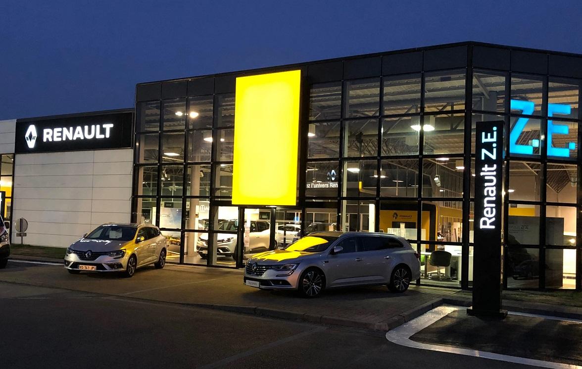 Jean Rouyer officialise le rachat de la concession Renault d'Angers